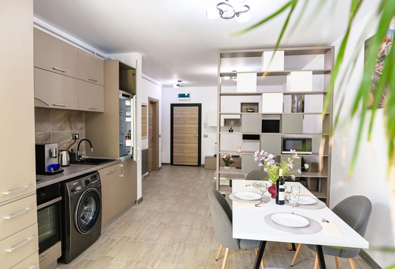 Teemo Beach Apartment, Alezzi Beach Resort Năvodari Kültér fotó